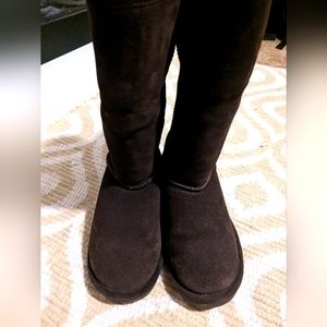 Bearpaw size 7 chocolate brown tall winter boots